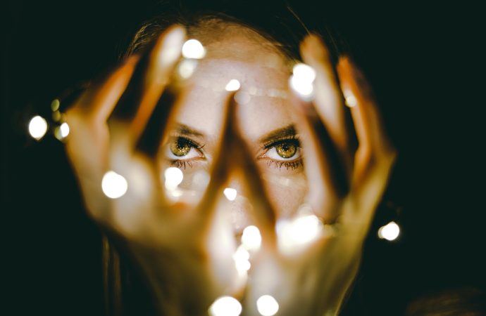 Say Goodbye to Dark Circles: 5 Natural Remedies for Brighter Eyes