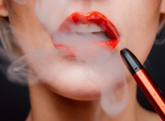 From Addiction to Lung Damage: The Risks of Vaping and E-Cigarette Use