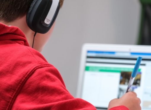 Revolutionizing Education: How Online Learning is Changing the Face of American Schools