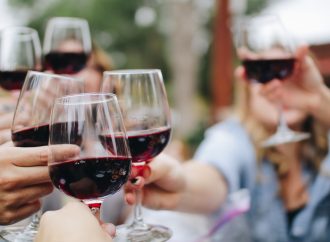 Keeping Your Heart Healthy: The Surprising Benefits of Drinking Red or White Wine