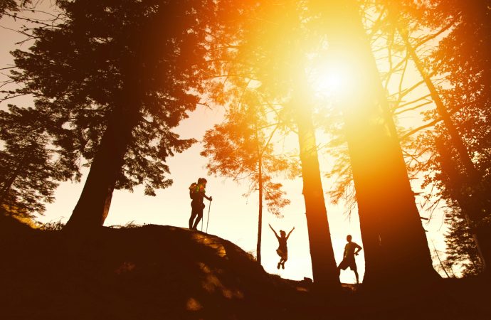 Step into Nature and Boost Your Well-being: Hiking for Health Benefits