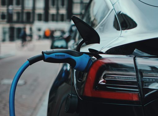 America’s Electric Cars Future: Which Brands Are Poised to Win?