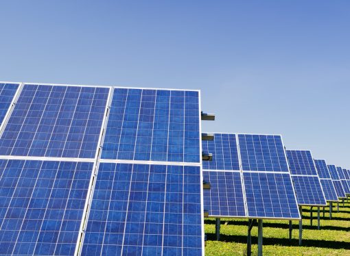 Solar Energy Goes Mainstream: A Look at the Increasing Popularity of Solar Power in America