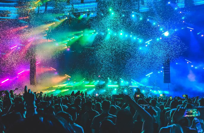 innovative live performances that incorporate visual effects into their shows.