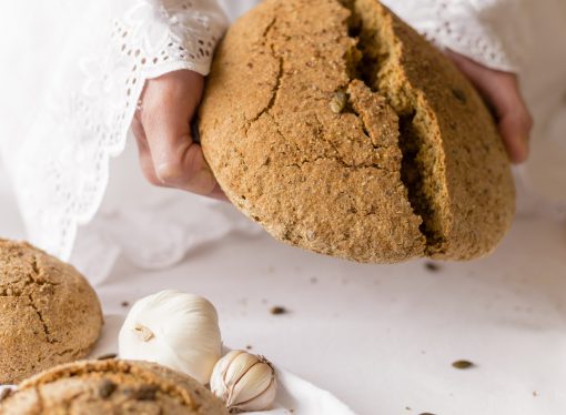 Breaking Bread in Style: An Elegant Dinner Menu Featuring Everyone’s Favorite Carbohydrate