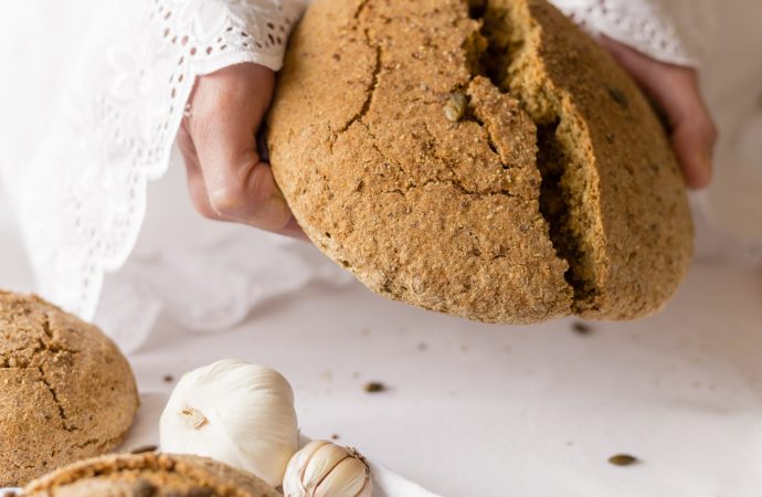 Breaking Bread in Style: An Elegant Dinner Menu Featuring Everyone’s Favorite Carbohydrate