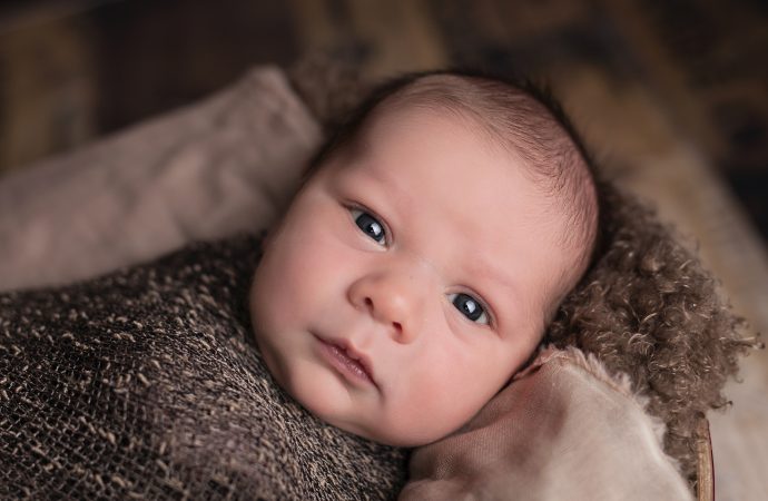 The Early Awakening: Babies Show Signs of Awareness at Five Months Old