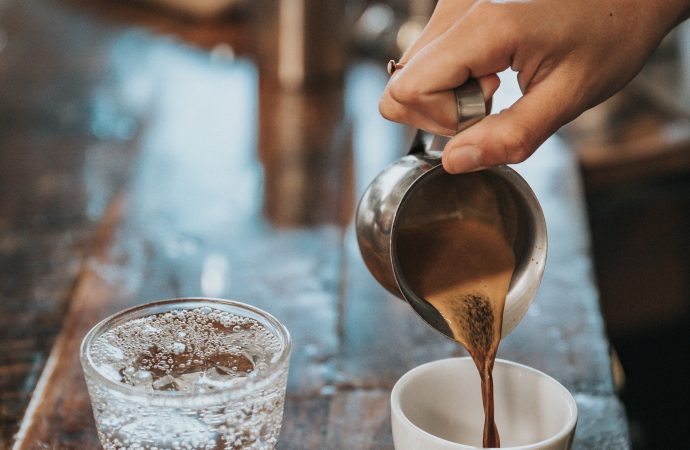 The Ultimate Face-Off: Coffee vs. Tea – Which Brew Takes the Crown?