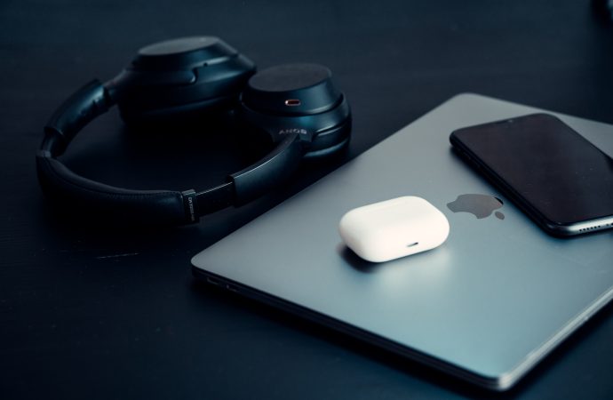 Tech Showdown: The Headset Set to Shake Up the Market as Apple’s Major Competitor!