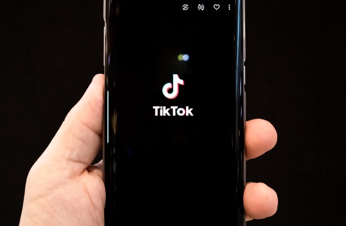 Font Fallout: TikTok’s Font Alteration Ruffles Feathers, Users Express Discontent