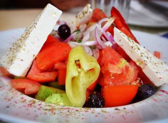 Breaking the Risk Barrier: Mediterranean Diet Reduces Women’s Heart Disease by 24%