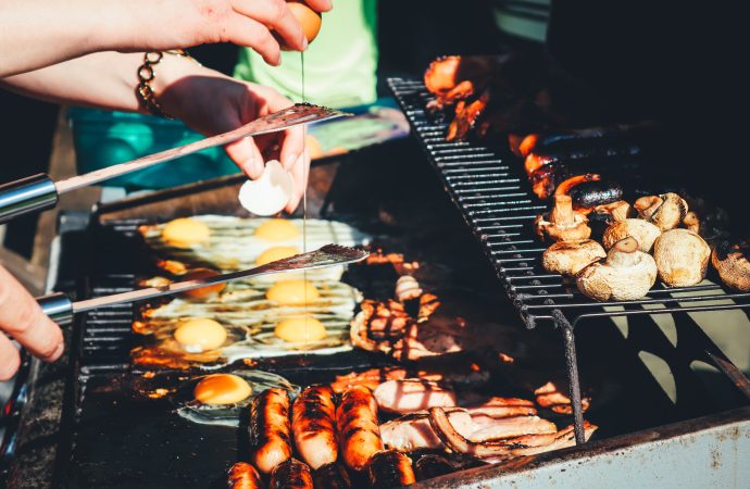 Fire Up the Grill with These Delicious Foods and Drinks for a Summer BBQ