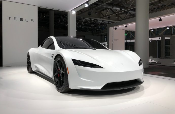 Unleash the Beast: Tesla Roadster Redefines Electric Sports Cars