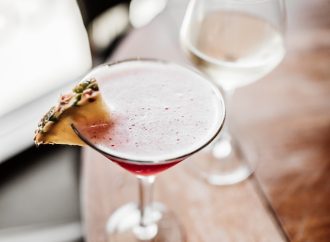 Raise Your Glass: The Irresistible Cocktails to Try in NYC’s Rockefeller Center