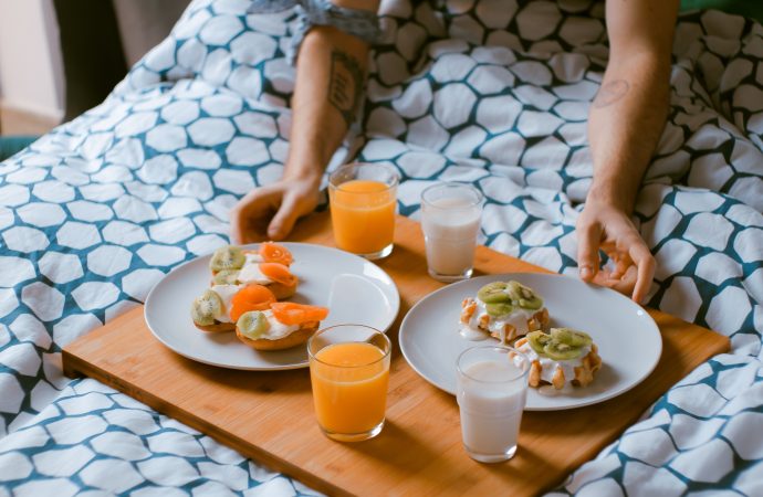 The One-Hour Secret: How Sleep Influences and Improves Your Food Choices