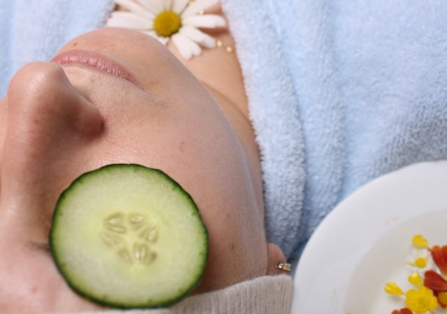 Dermatologists Share Their Top 13 Remedies for Facial Redness