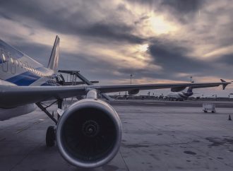Singapore Air Trounces Hong Kong’s Cathay in Battle for the Skies