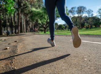 The Health Benefits of Walking 10,000 Steps per Day: A Complete Guide