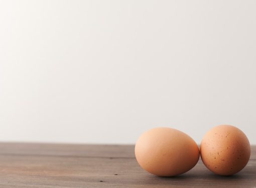 Get Glowing Skin by Rubbing an Egg on Your Face – Here’s How!