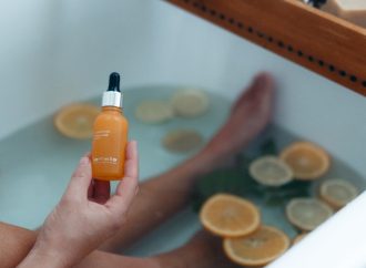 We Tried Amazon’s Best-Selling Vitamin C Serum and the Results Were Instant