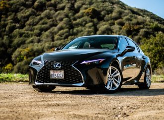 2024 Lexus ES: Unveiling Enhanced Features and Stylish Wheels