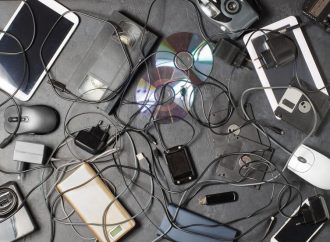 Unveiling Hidden Treasures: Abandoned Gadgets at Auctions