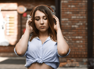 5 Funky Music Discovery Apps for New Song Recommendations