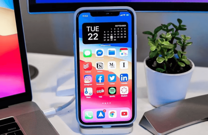 Sapphire vs. Tempered Glass Screen Protector