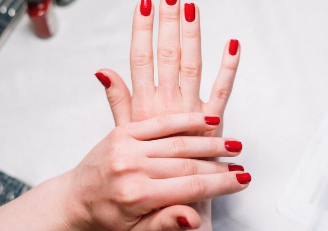 Nail Care 101: Effective Techniques for Strengthening Your Nails, Approved by Dermatologists