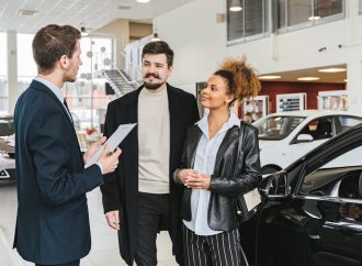 Driving into Savings: 2023’s Advantage for New Car Buyers