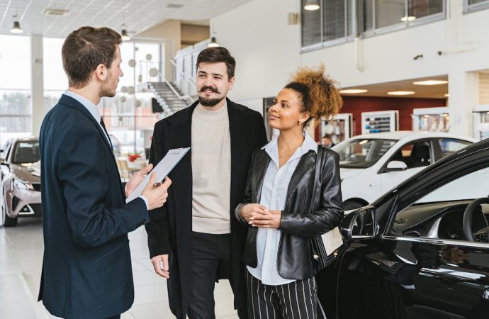 Driving into Savings: 2023’s Advantage for New Car Buyers