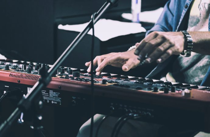 How to Become a Sound Designer: A Comprehensive Guide