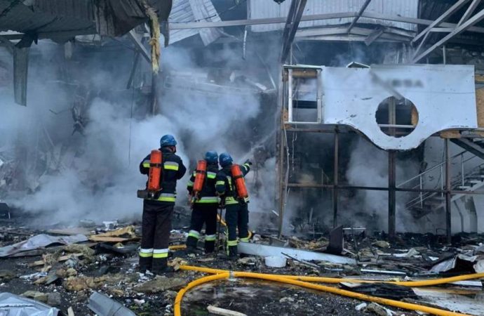 Pre-Dawn Missile Attack: Russia Targets Ukrainian Cities