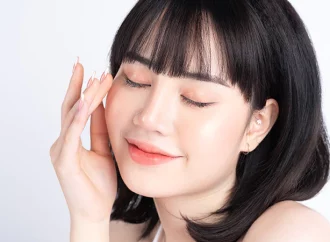 Korean Glass Skin: 7 Expert Tips for Luminous Complexion