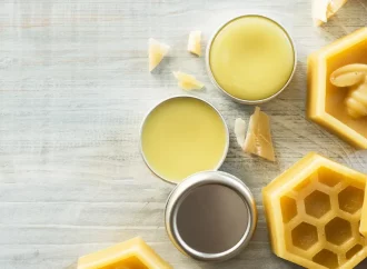 Nature’s Secret: Beeswax in Luxurious Skin Care