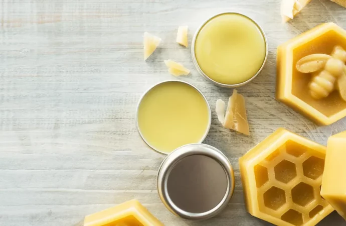 Nature’s Secret: Beeswax in Luxurious Skin Care