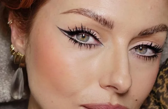 Hooded Eyes Hack: Mastering Eyeliner Techniques