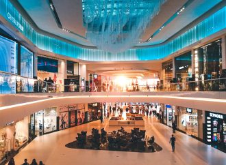 Retail Riches: Investing in Shopping Centers for Profit