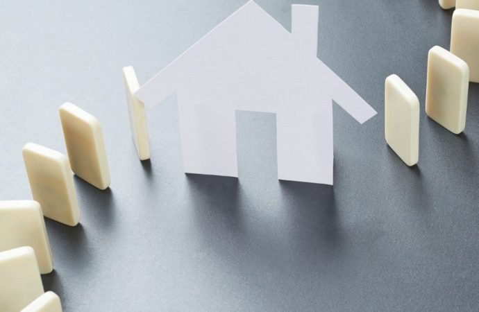 Real Estate’s Domino Effect: Unraveling the Banking System