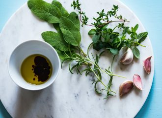 Herbs Reimagined: Fresh vs. Dried – A Chef’s Perspective