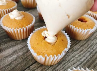 The Art of Butterscotch Drizzle: Elevate Your Butterbeer Cupcakes