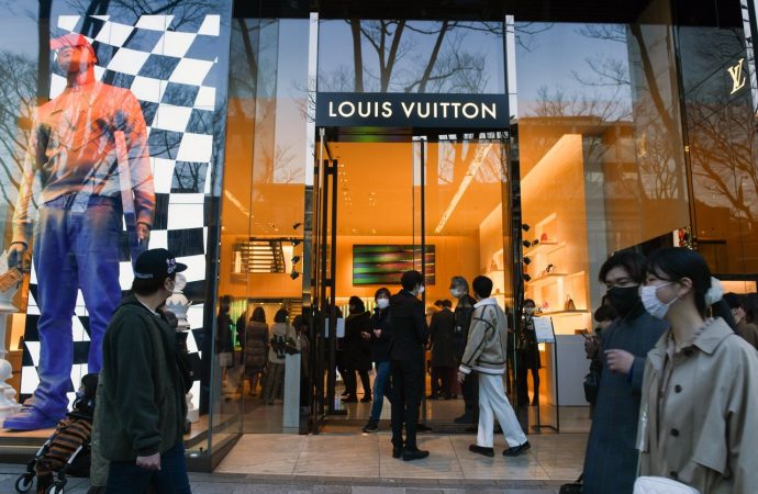 LVMH Shares Dip Amidst Concerns for Luxury Boom’s Future
