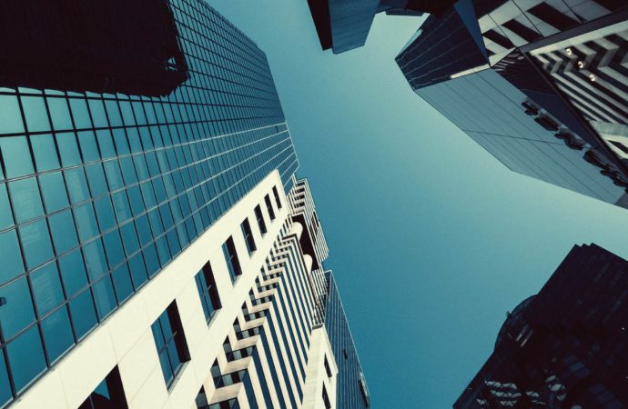 Navigating Commercial Real Estate: The New Investor’s Guide