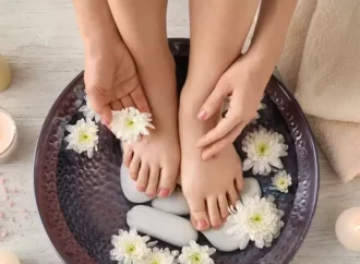 Sandal-Ready Feet: Perfect DIY Pedicure