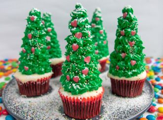 Sweet and Simple: 14 Easy Christmas Tree Desserts for Quick Festive Delights