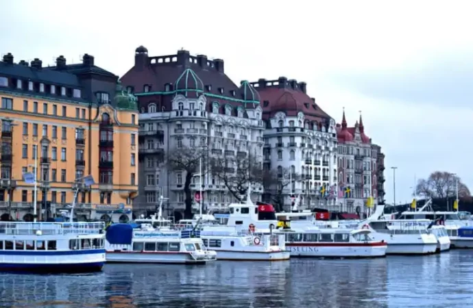 Nordic Real Estate: Navigating Q3 with Looming Property Write-Downs