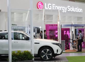 Battery Maker’s Warning: High Rates and EV Sales