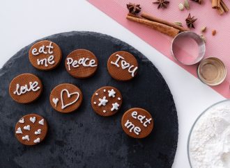 Mastering Biscuit Artistry: Tips for Creative Presentation