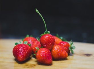 Red Velvet Radiance: Transform Your Skin with 5 DIY Strawberry Masks for a Glowing Makeover