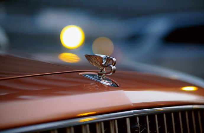 Art of Craftsmanship: Bentley Continental Flying Spur Sedan